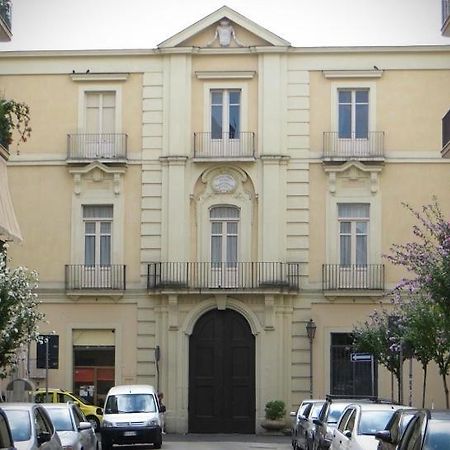 Vanvitelli Apartments カゼルタ エクステリア 写真